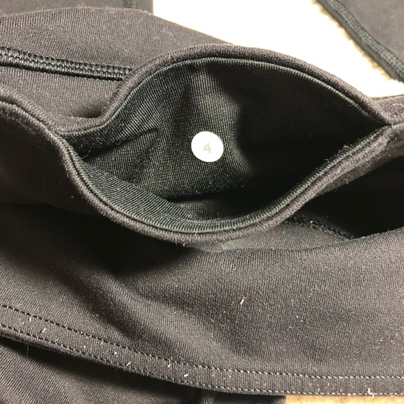 Lululemon Wonder Under Black Leggings Size 4 - Picture 4 of 4